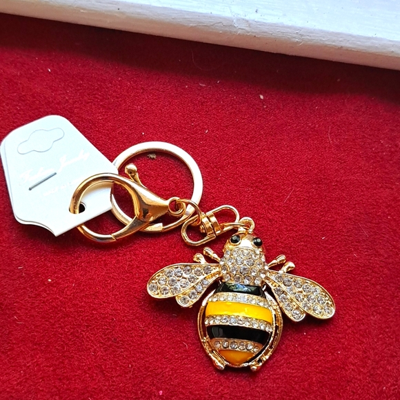 Handbags - NEW Yellow Bee Keychain Clip GREAT GIFT